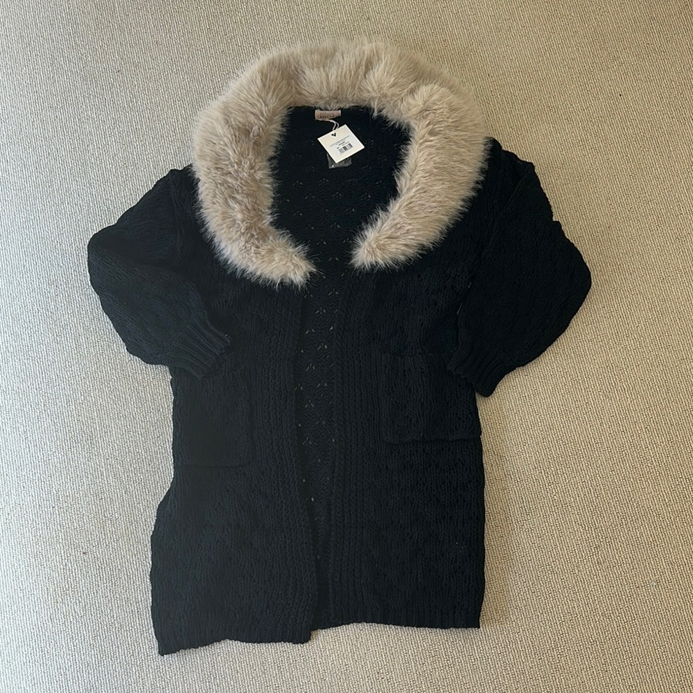 Nekane NKN Black Cardigan with Faux Fur Collar small